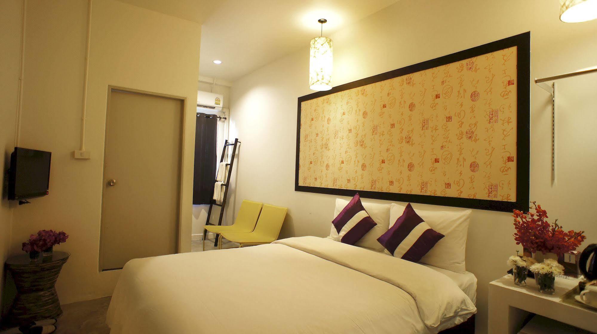Walking Street Residence - Sha Extra Plus Чиангмай Экстерьер фото