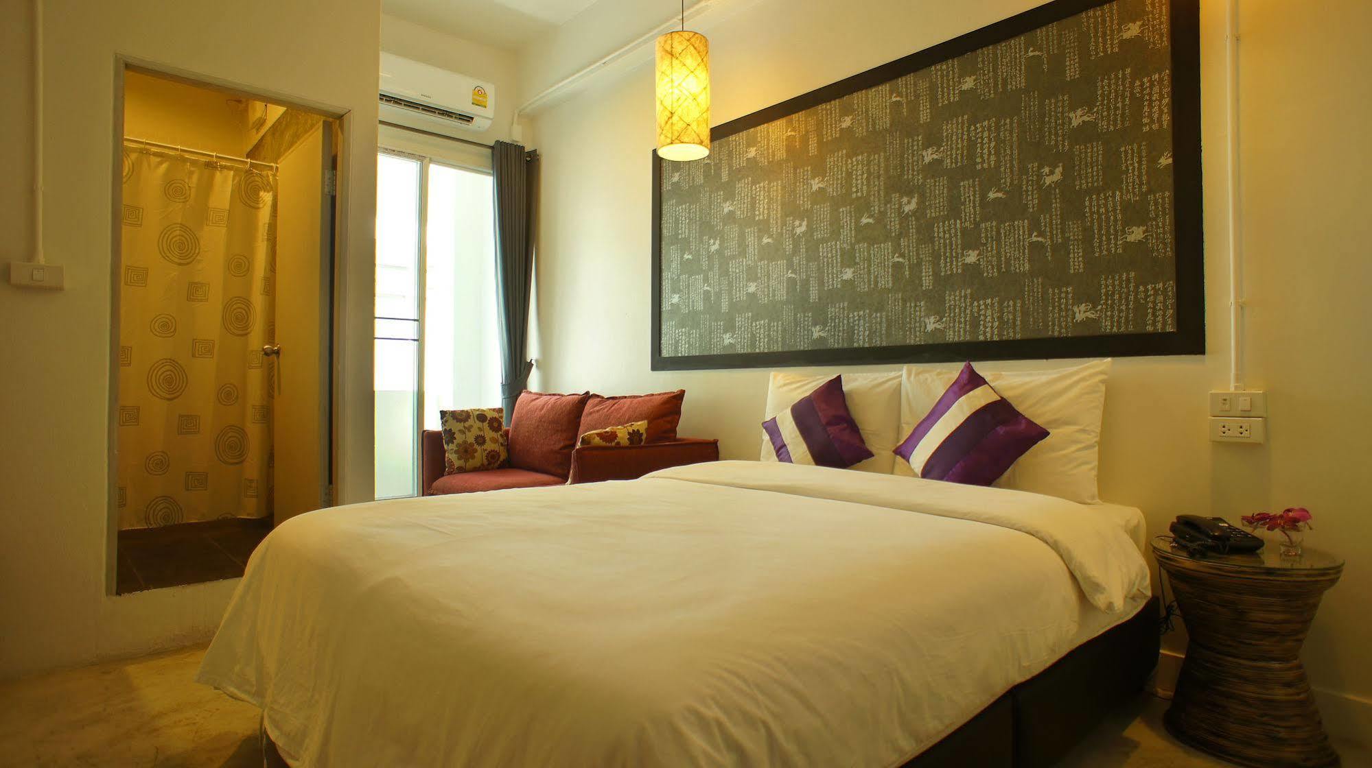 Walking Street Residence - Sha Extra Plus Чиангмай Экстерьер фото