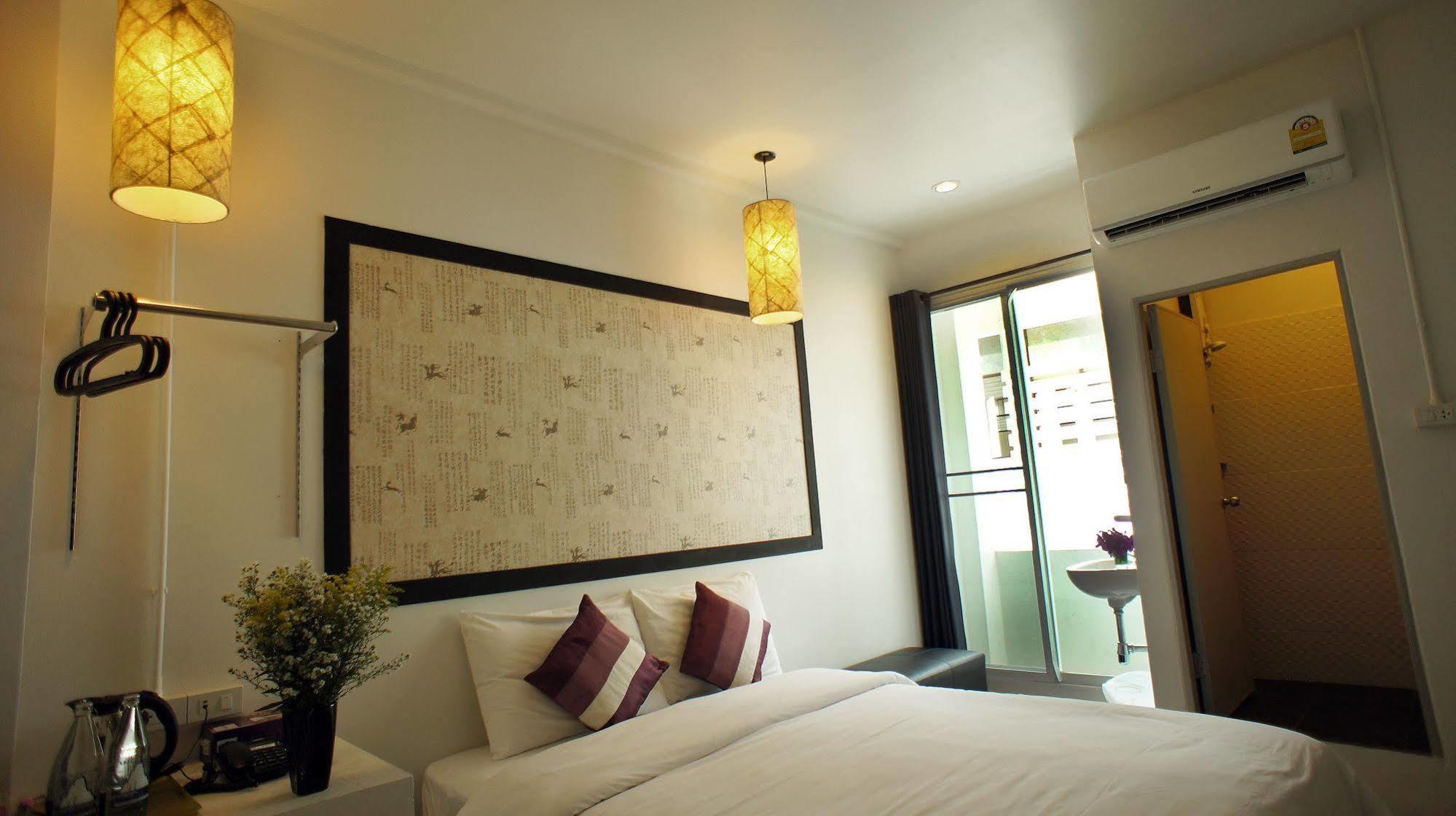 Walking Street Residence - Sha Extra Plus Чиангмай Экстерьер фото